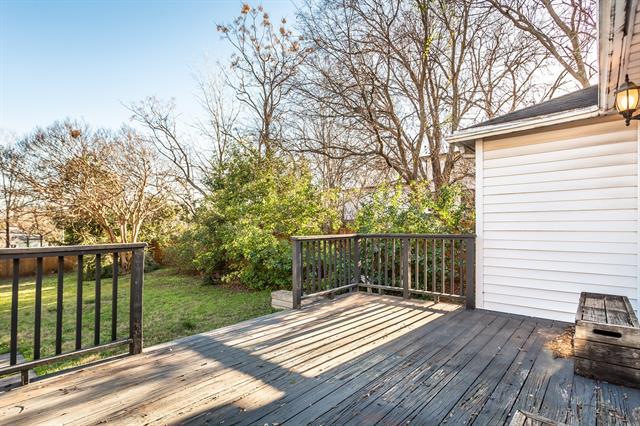 Building Photo - 8642 Daytonia Ave