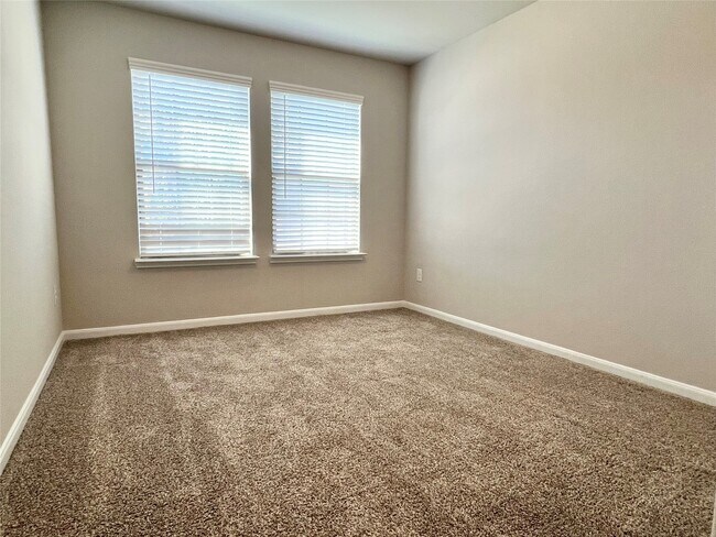 Building Photo - 21026 Albany Landing Ln