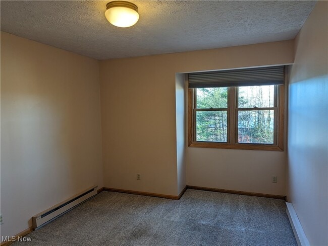 Building Photo - 13807 Equestrian Dr