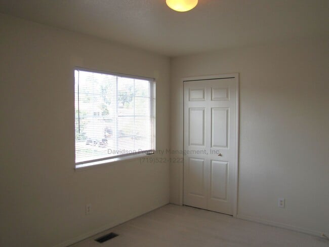 Building Photo - Gorgeous 4 Bedroom Home in Widefield/Fountain Area