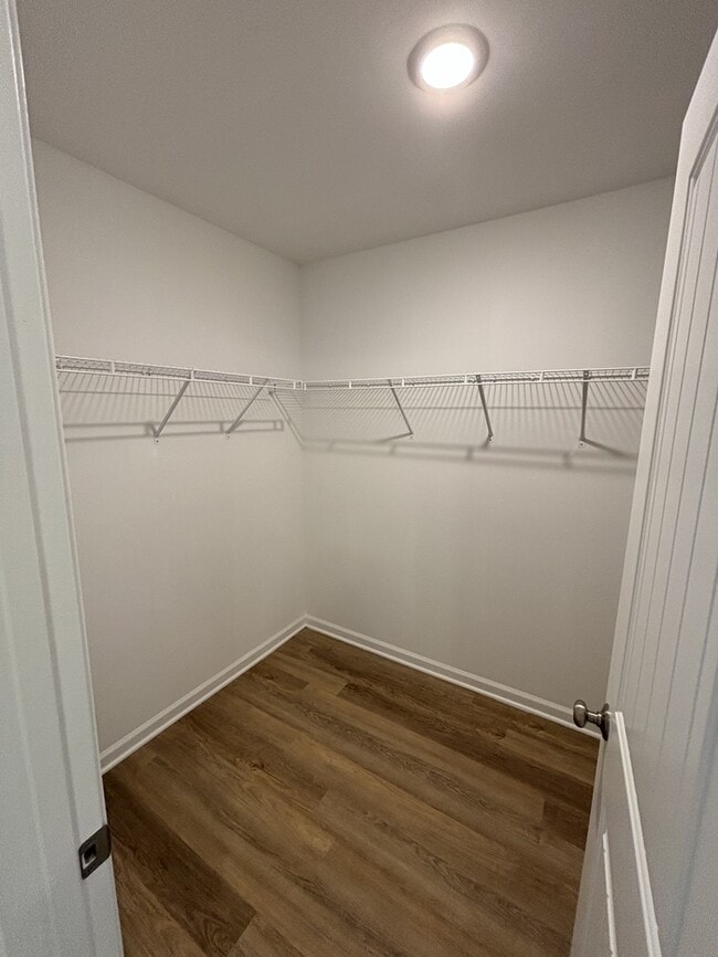 Building Photo - 107 Berkshire Cir