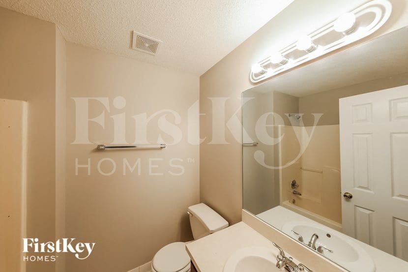 Building Photo - 5263 Highland Trace Cir