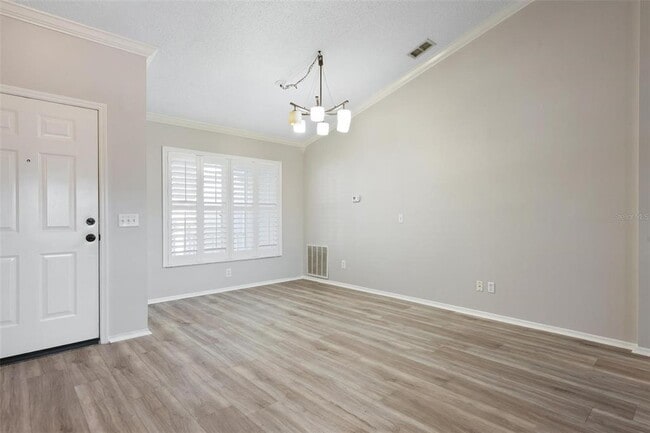 Building Photo - 11118 3rd Ave E