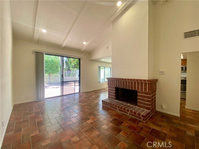 Building Photo - 809 Creekside Dr