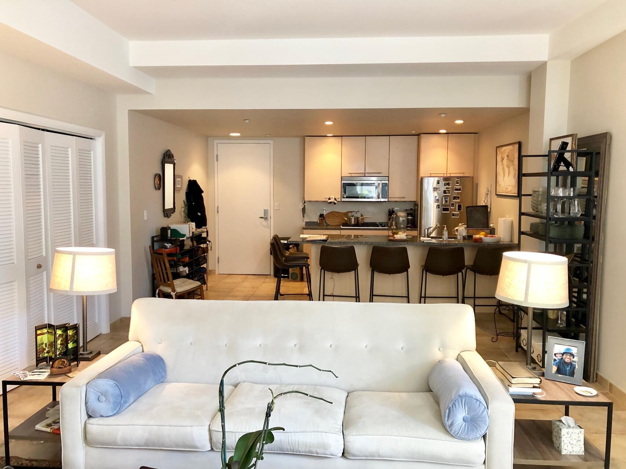 Building Photo - 33 Fay St