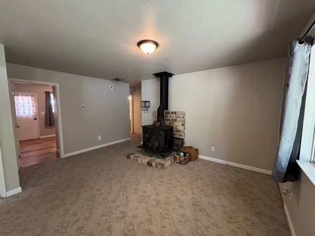 Building Photo - 1100 Pear Ridge Rd
