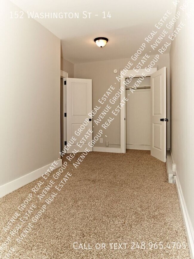 Building Photo - 152 Washington St