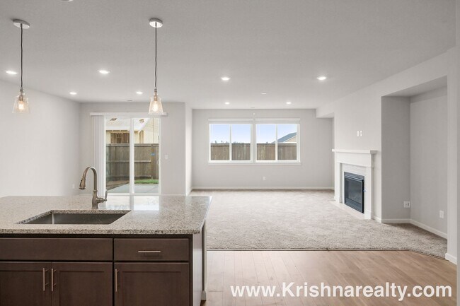 Building Photo - Beautiful Modern | ONE LEVEL 4BD | 2 BA | Single Family Home | Laurel Woods Community Located In ...