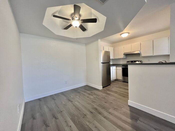 Building Photo - 16818 N 56th St