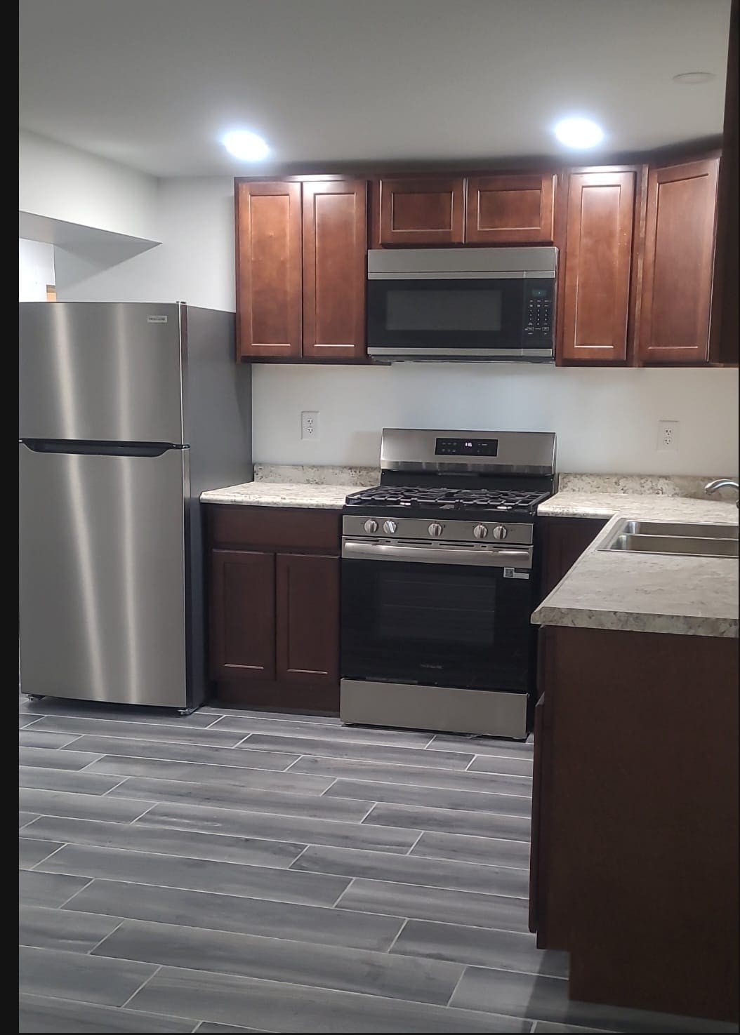 Kitchen - 215 Irene Ave