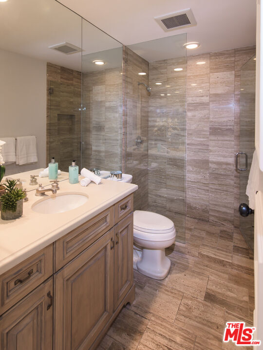 Building Photo - 10108 Empyrean Way