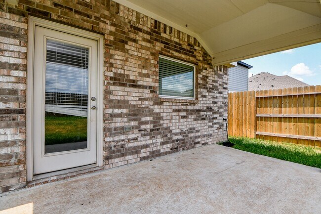 Building Photo - 7542 Coral Ter Dr