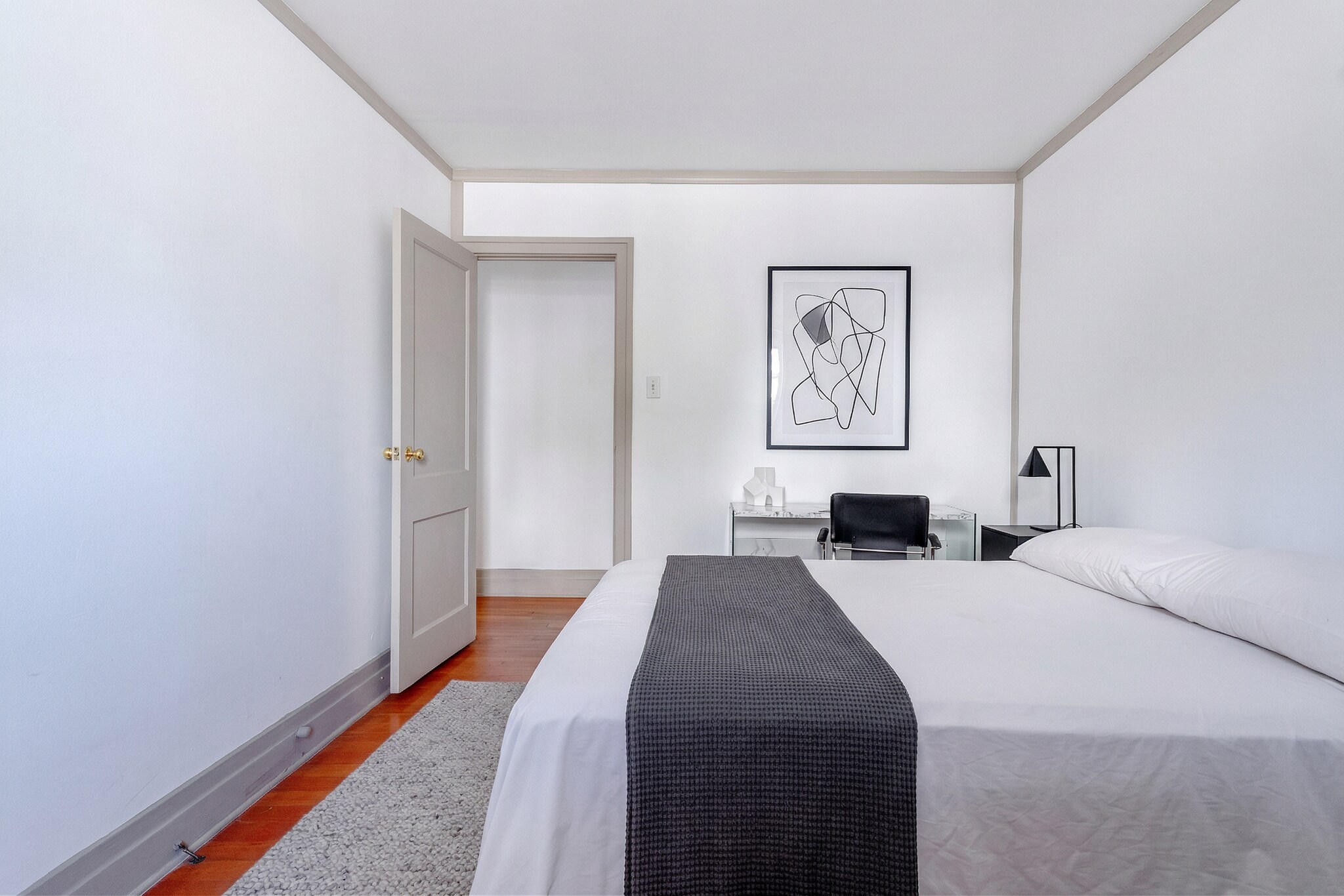 Building Photo - 318 Firmin St