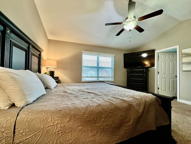 Building Photo - Executive corporate rental features community pool. Fully furnished and includes all utilities.