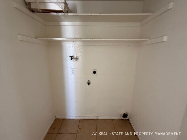 Building Photo - 8931 W Monterosa St