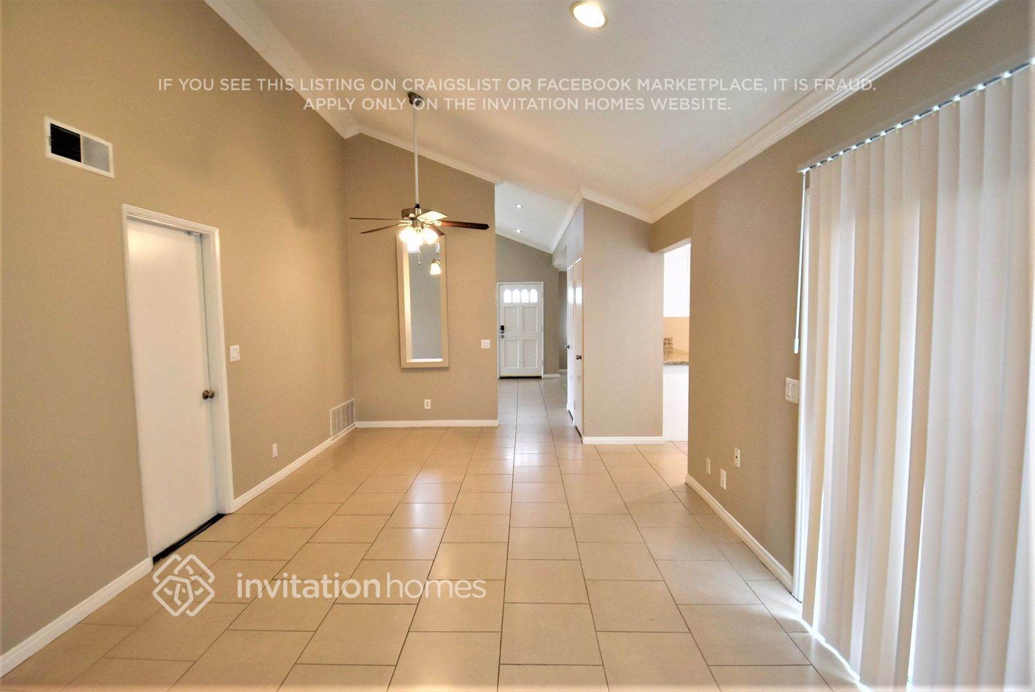 Building Photo - 1500 W Alexis Ave