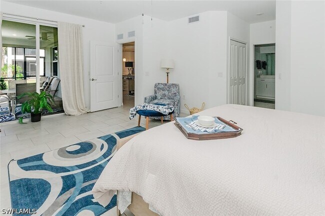 Building Photo - 5739 Oakmont Ct