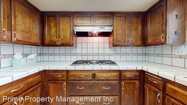 Building Photo - 3 br, 2 bath House - 1152 Menlo Avenue