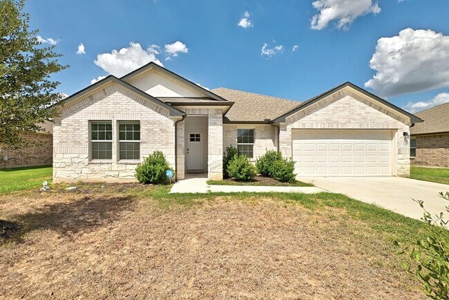 Building Photo - 120 Loon Dr