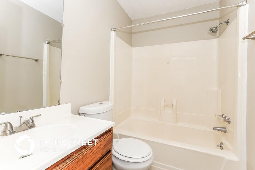 Building Photo - 631 Blake Moore Dr