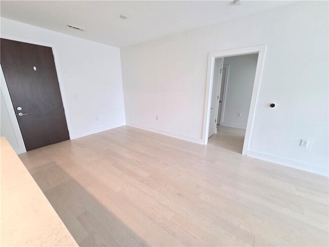 Building Photo - 775 Juniper St NE