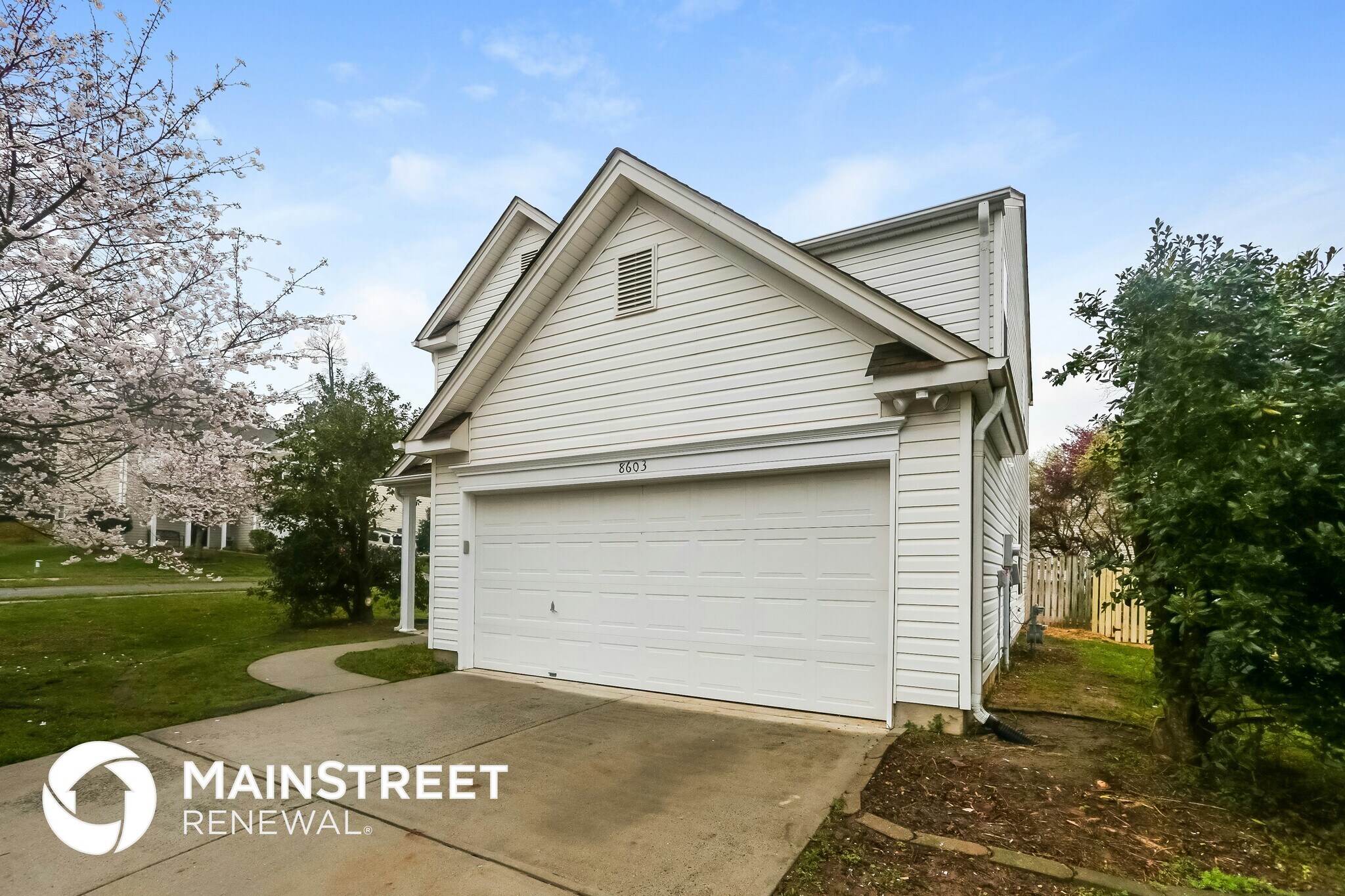 Building Photo - 8603 Cedardale Ridge Ct