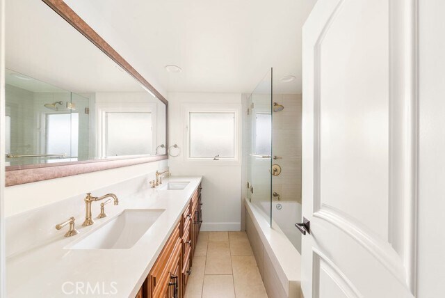 Building Photo - 2646 Basswood St