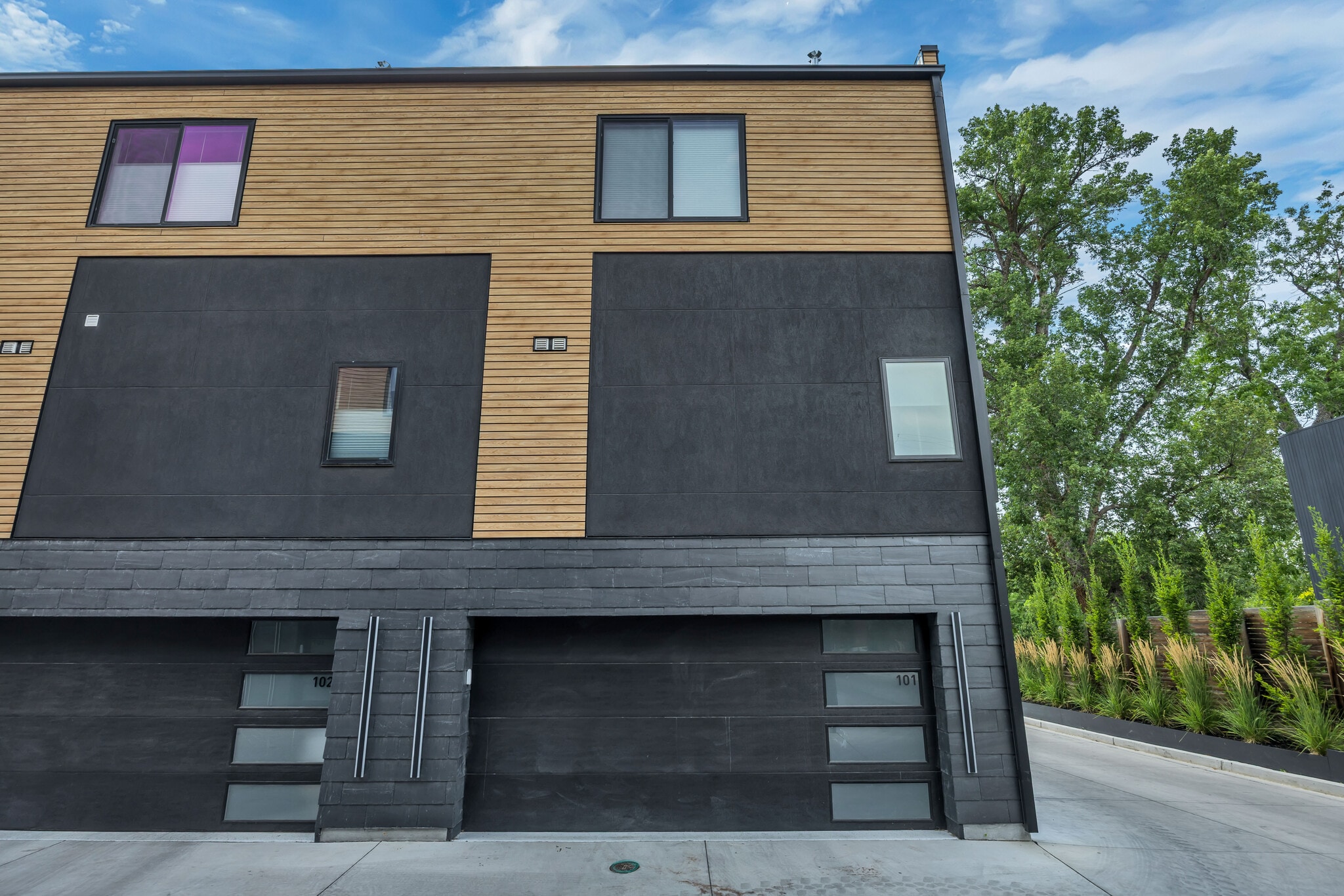 Building Photo - 833 S 800 E