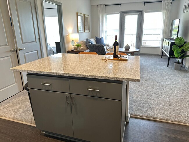 Building Photo - 5102 Aldersgate Dr