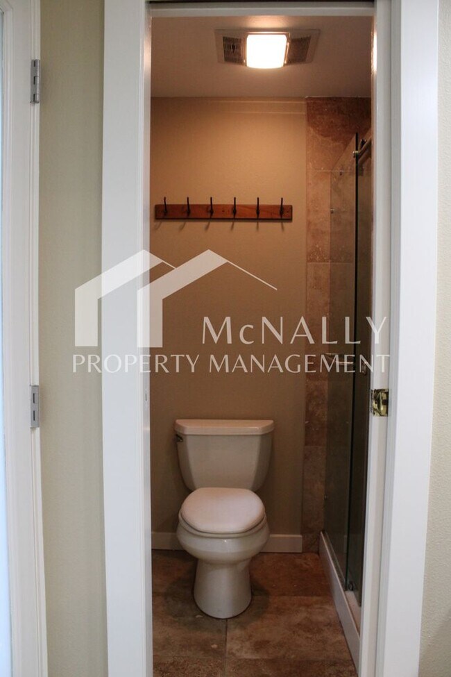 Building Photo - Beautiful 3BR Home in Cul-de-Sac – Loft, Deck & 3-Car Garage