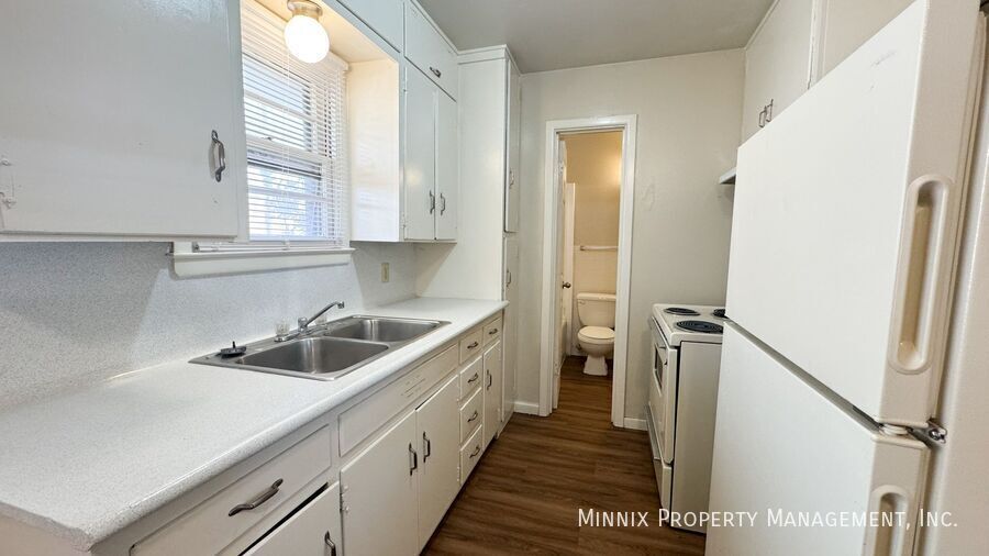 Building Photo - 3217 35th St