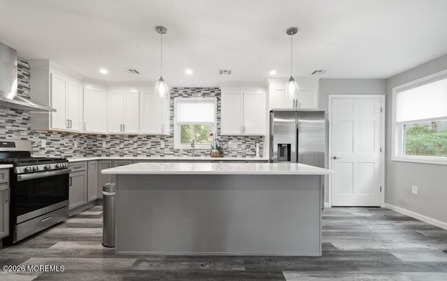 Building Photo - 303 Chestnut Dr