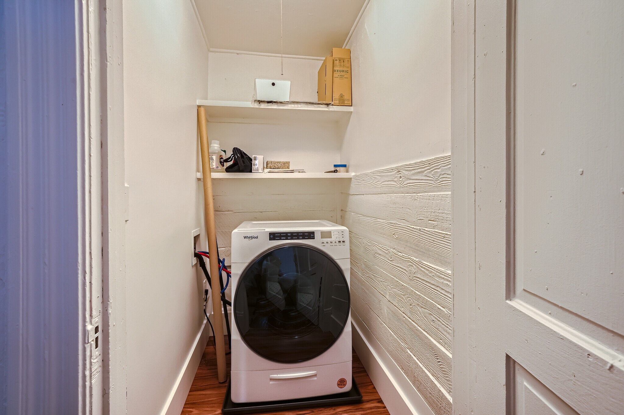 Laundry - dual washer / dryer - 1221 Euclid Ave NE