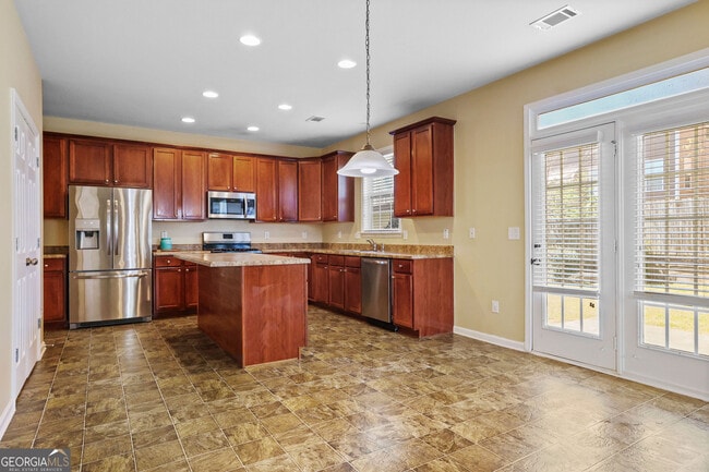Building Photo - 605 Briarhurst Ct