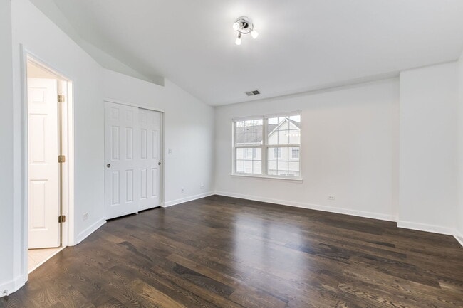 Building Photo - 758 Hanbury Dr