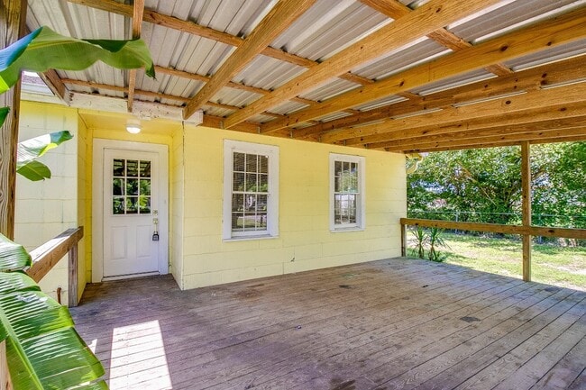 Building Photo - 3901 McKinney Dr