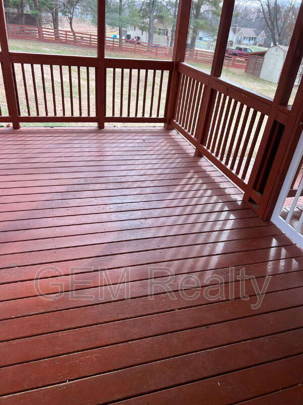 Building Photo - 1244 Mountain View Rd