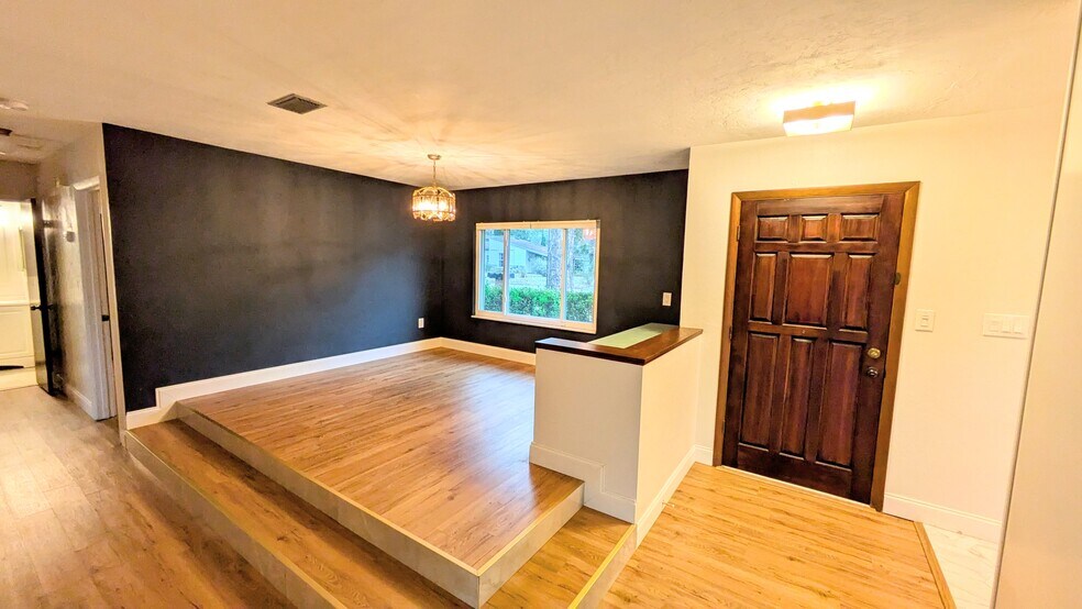 Building Photo - 5014 NW 29th St