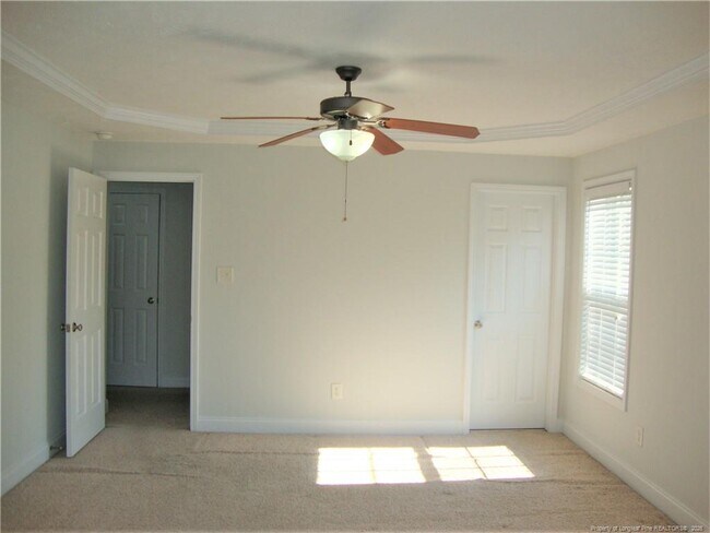 Building Photo - 1607 Silver Ridge Ct
