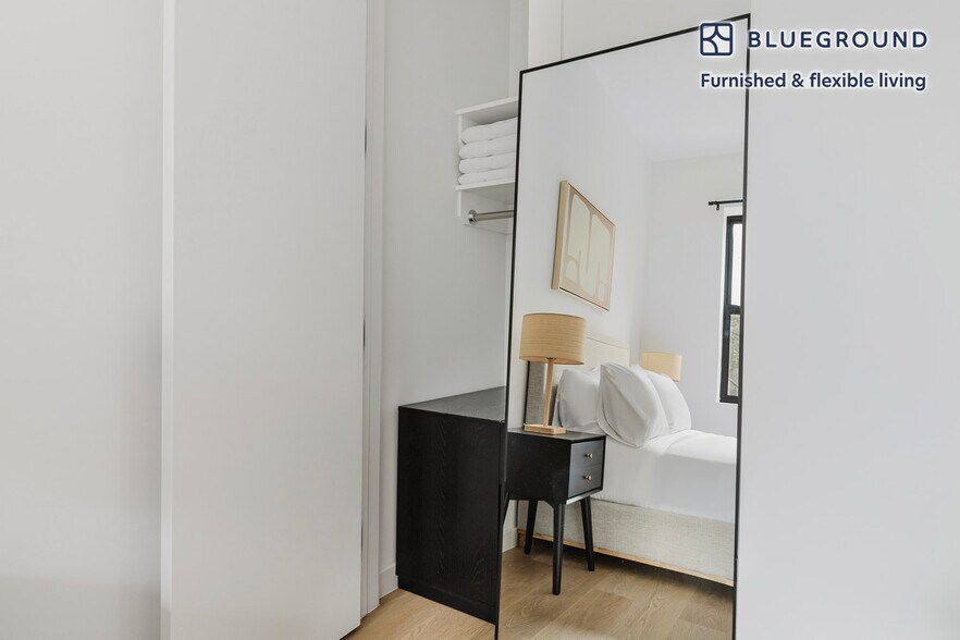 Building Photo - 250 Union Ave