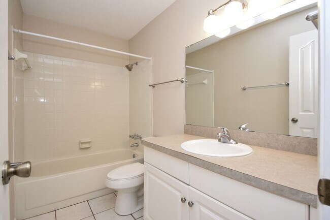 Building Photo - 501 SW 75th St