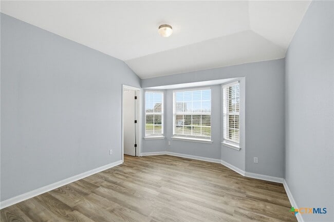 Building Photo - 1102 Briscoe Cove