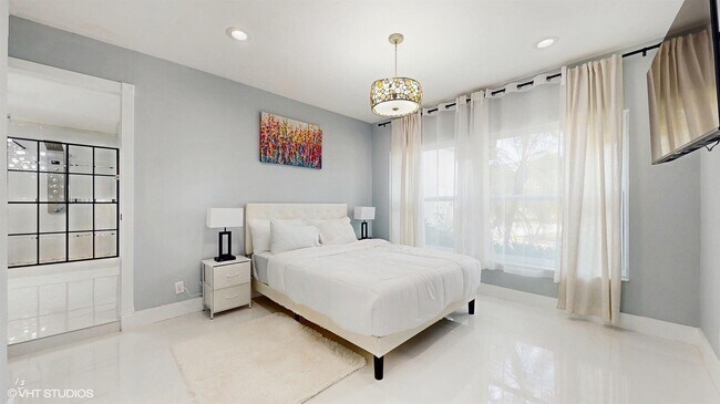 Building Photo - 11647 Anhinga Dr