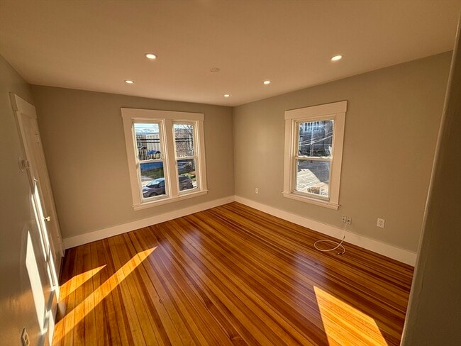 Building Photo - 240 Nahatan St