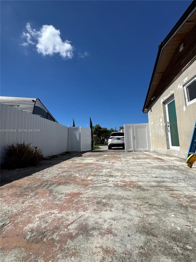 Building Photo - 5500 NW 178th Terrace