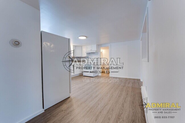 Building Photo - 6 Dora Dr