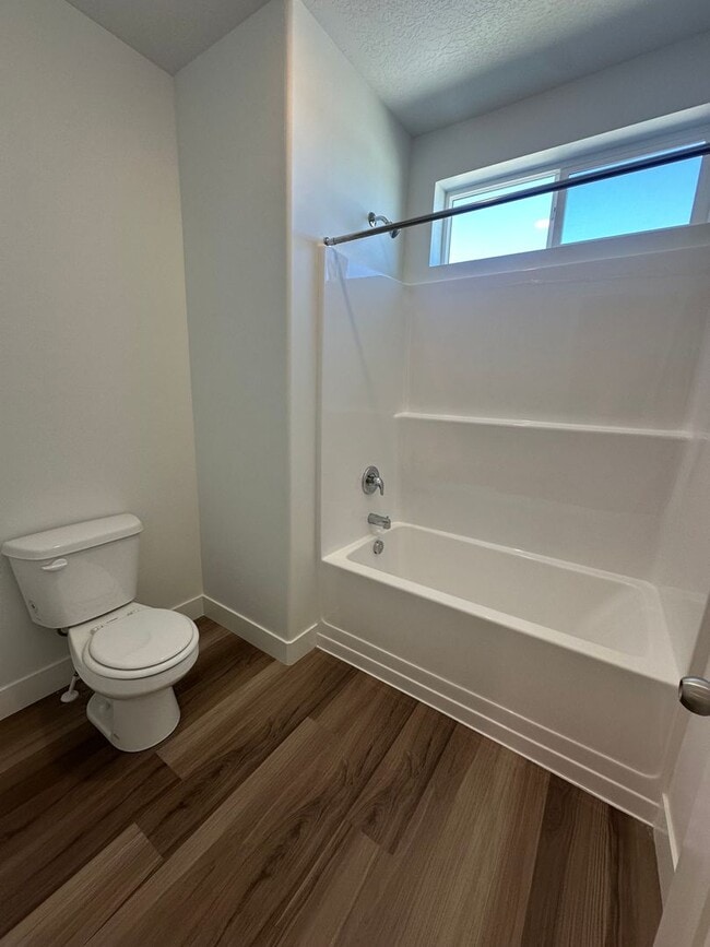 Building Photo - Brand New 3 Bedroom Condo with Resort-Style Amenities in Herriman!