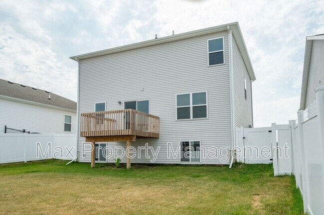 Building Photo - 4308 NE 15th St