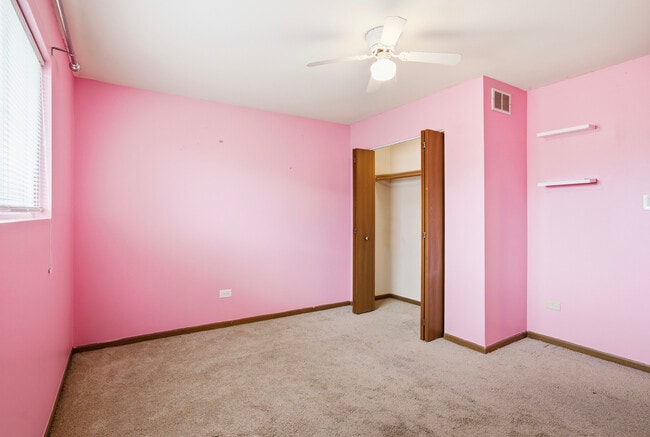 Building Photo - 5610 W Von Ave