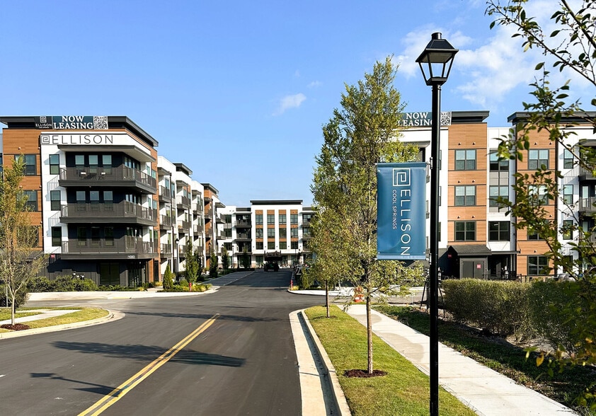 Building Photo - ELLISON COOL SPRINGS